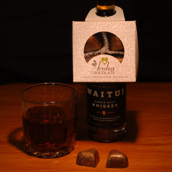 Aroha Chocolate Whiskey Hearts with Bottle Neck Holder